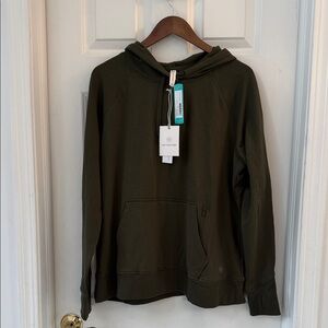 Wander Men's Dark Green Hoodie Sweater